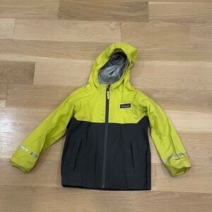 Kids Patagonia Raincoat 3T